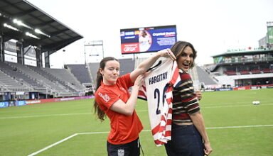 Purina and Mariska Hargitay Bring the Purple Leash Project to U.S. Soccer, Launch Limited-Edition Scarves Supporting Abuse Survivors and Pets
